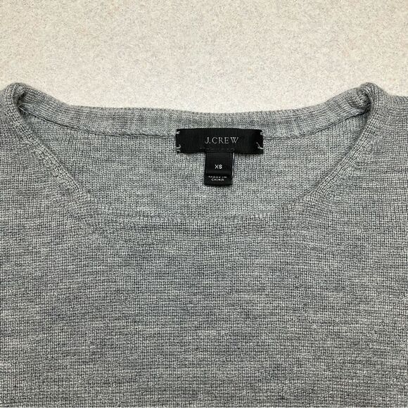 J. Crew 100% Merino Wool Tunic Sweater‎ XS Gray Pockets NWOT - Picture 2 of 6